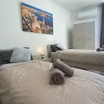 Apartment 2 Terrace Penthouse 500m From Sea