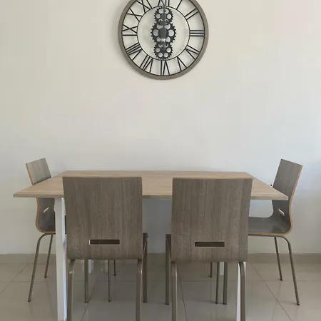 2 Terrace Penthouse 500m From Sea Daire
