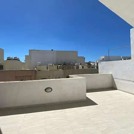 Daire 2 Terrace Penthouse 500m From Sea